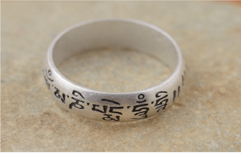 Nhẫn Khắc Om Mani Padme Hum Tây Tạng -NH166