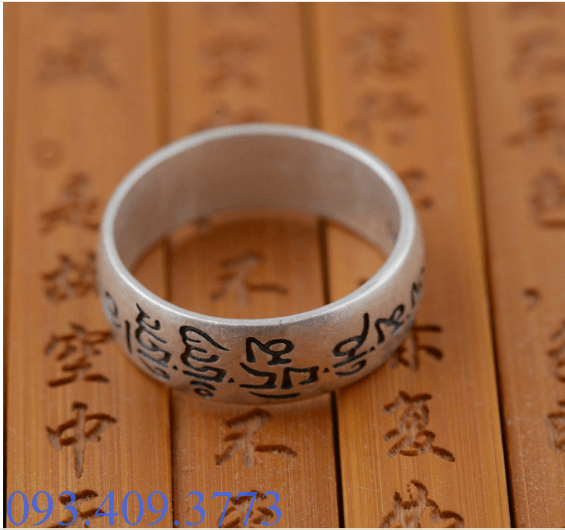 NHẪN KHẮC OM MANI PADME HUM TÂY TẠNG - NH182