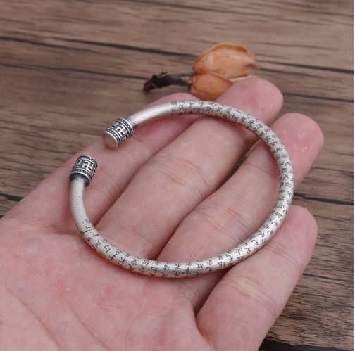 Vòng Tay Khắc Bát Nhã Tâm Kinh- Chữ Vạn - VT336