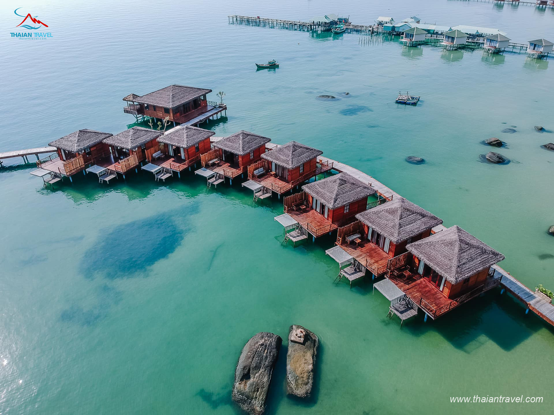 review-rocks-beach-resort-phu-quoc-oc-dao-maldives-thu-nho-co-gi