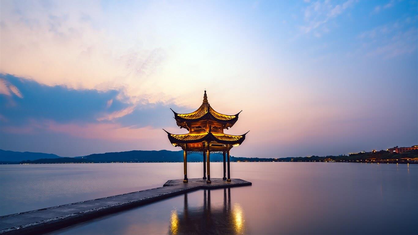 Tây Hồ Hàng Châu - Bức tranh phong cảnh hữu tình níu chân du khách - THÁI AN TRAVEL