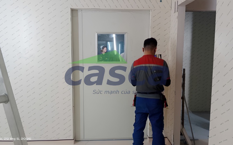 Kinh nghiệm thi công cửa kính trượt tự động thực tế