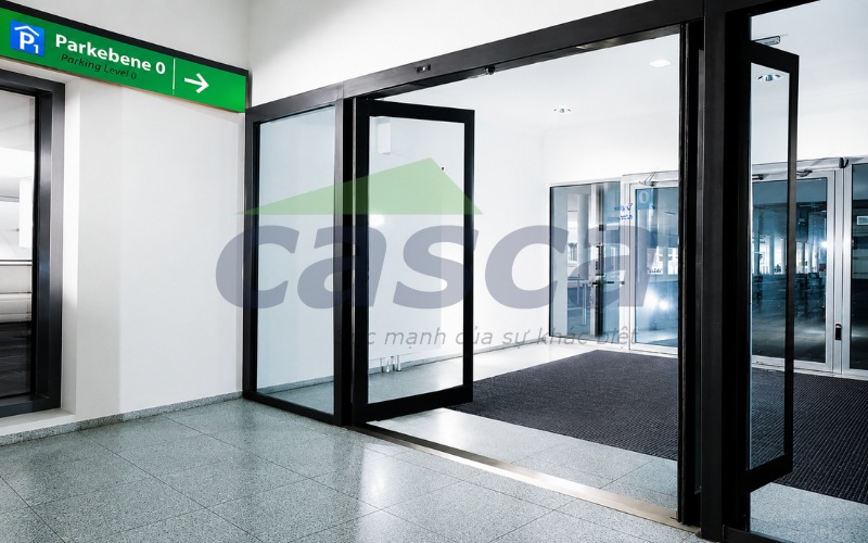 Cửa mở cánh tự động (Swing Door)