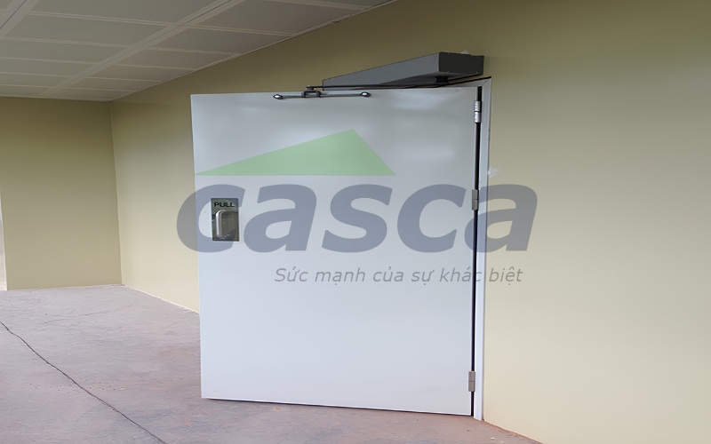 Cửa mở cánh tự động