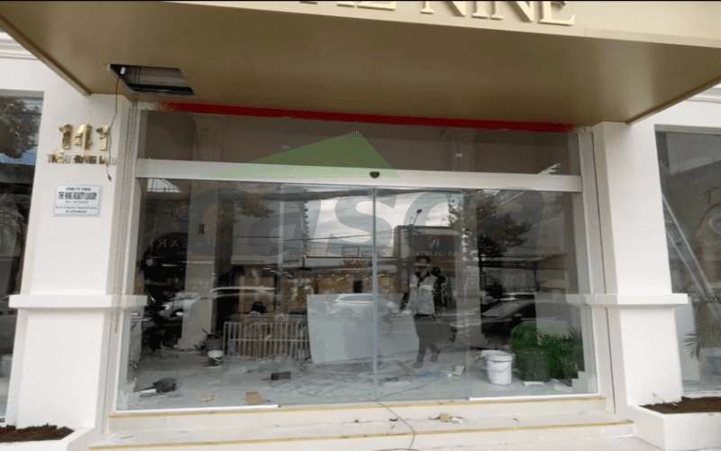 Hệ thống cửa kính tự động tạo sự đồng bộ cho khu vực đón tiếp