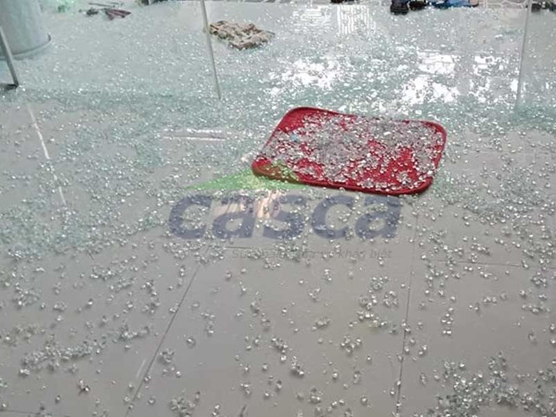 Kính cường lực có dễ bị nổ hay không? 