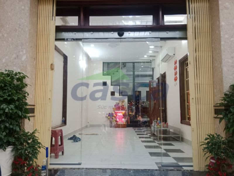 Kính cường lực phản quang