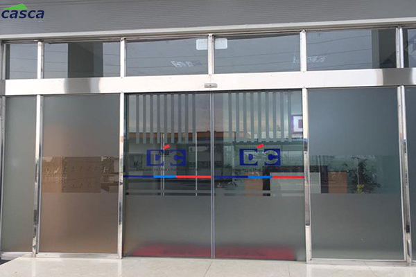 Đơn vị thi công cửa kính tự động Casca