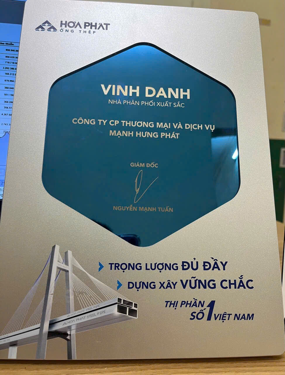 Ống thép Hòa Phát vinh danh nhà phân phối xuất sắc