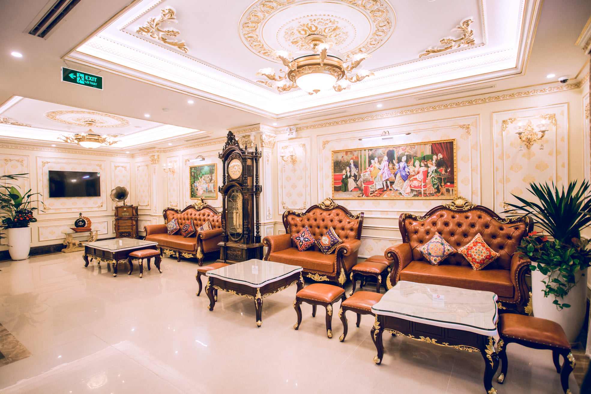 thiết kế thi công trang trí nội thất tại thái hà luxury hotel