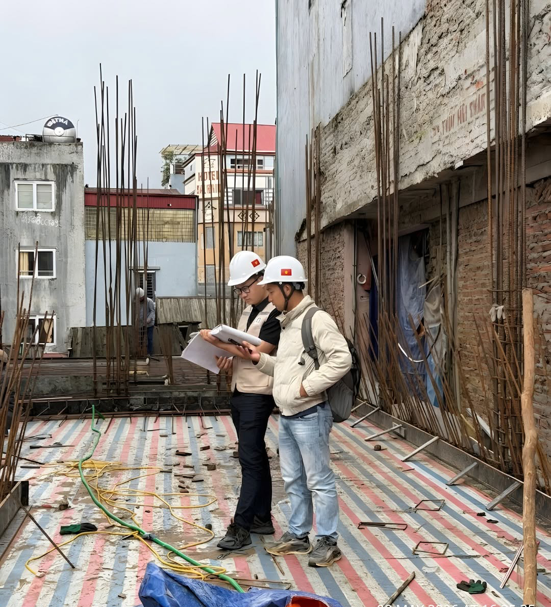 Kiểm soát tiến độ và chất lượng
