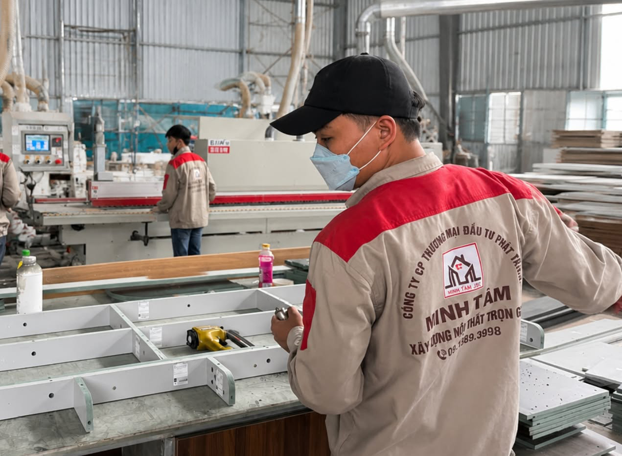 Xưởng sản xuất trực tiếp