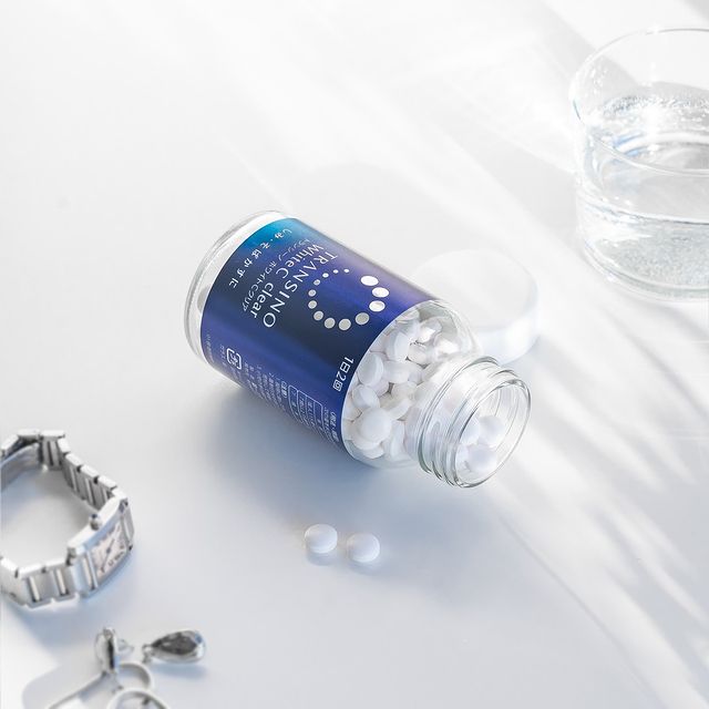 Transino White C clear là một trong những sản phẩm bán chạy nhất của hãng Transino.