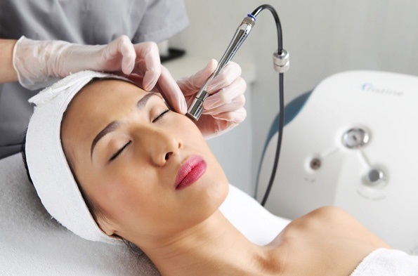 Trị nám tàn nhang bằng laser là phương pháp được nhiều chị em sử dụng. 