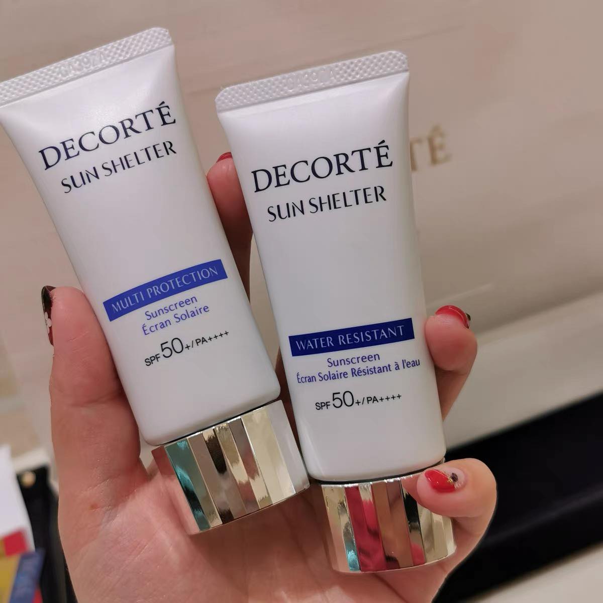 Kem chống nắng DECORTÉ Sun Shelter Water Resistant SPF50+/PA++++ 60g