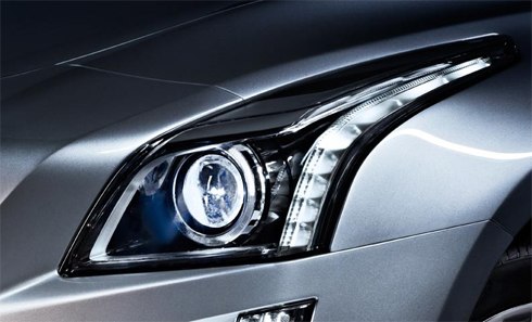 Cadillac khoe công nghệ đèn pha mới