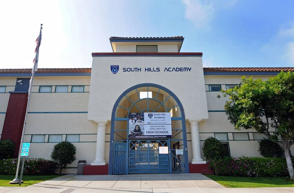 TRƯỜNG TRUNG HỌC NỘI TRÚ SOUTH HILLS ACADEMY