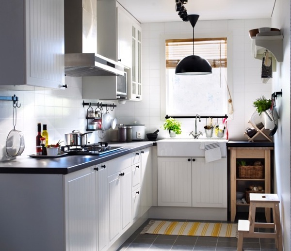 Thiết kế nhà bếp nhỏ hẹp: Dù không gian bếp của bạn nhỏ hẹp nhưng với sự tinh tế trong thiết kế, bạn vẫn có thể bày trí một không gian bếp đẹp và hiện đại. Các giải pháp tiết kiệm không gian, sáng tạo trong trang trí và lựa chọn đồ gia dụng phù hợp sẽ giúp bạn có được không gian bếp nhỏ xinh như ý.