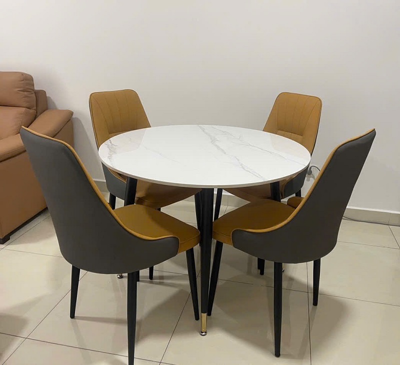 Bàn Tròn 4 Ghế Cho Nhà Nhỏ 2863S đẹp hiện đại, tiết kiệm diện tích cho căn bếp nhỏ