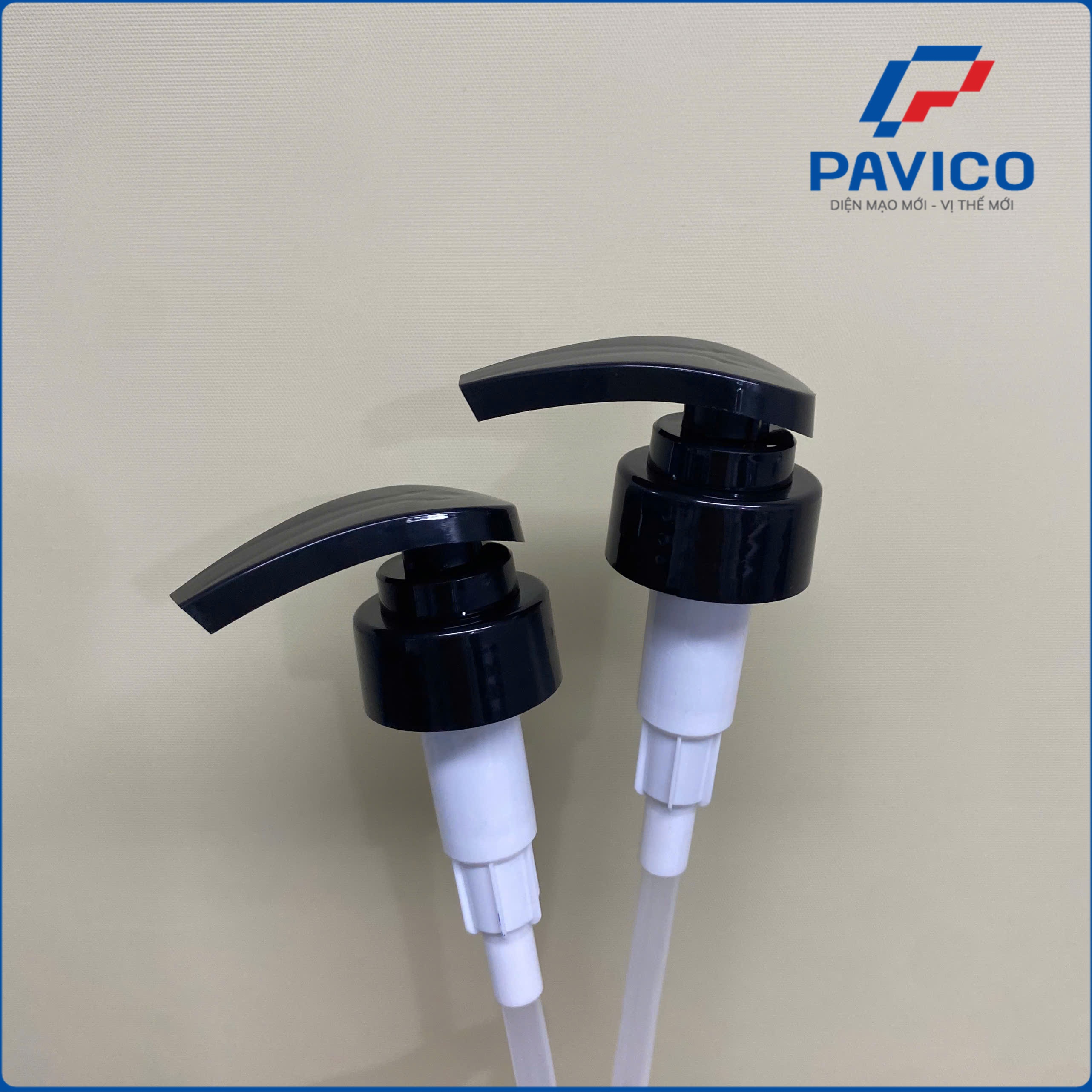 Đầu bơm vòi cong bản to 33mm