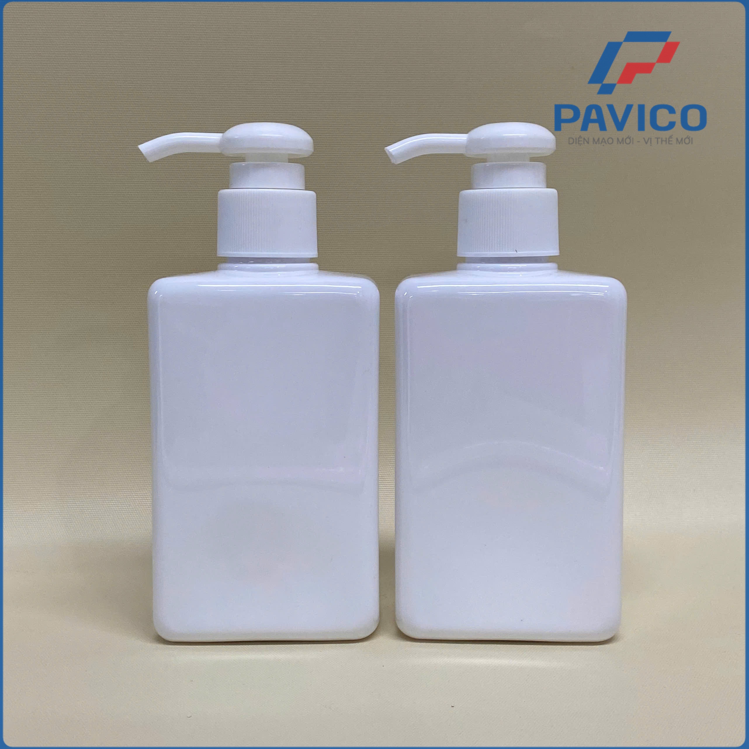 Bộ chai PET trắng 180ml đầu bơm trắng (EU180)