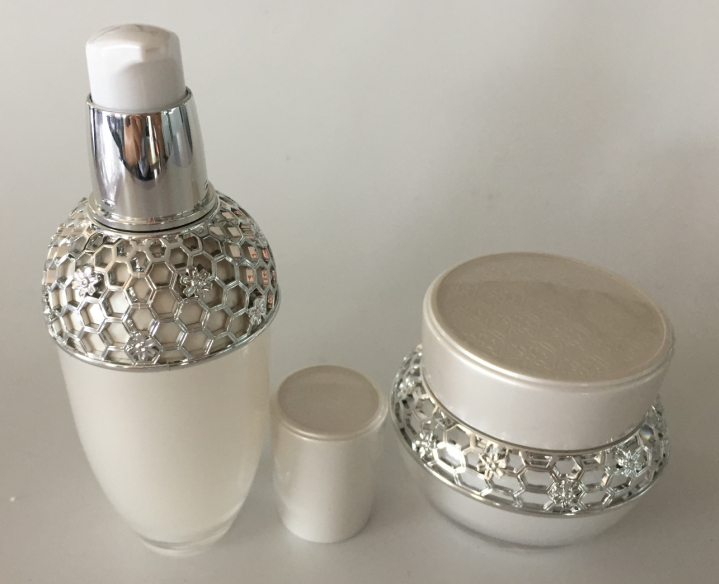 Bộ chai lọ mỹ phẩm Acrylic