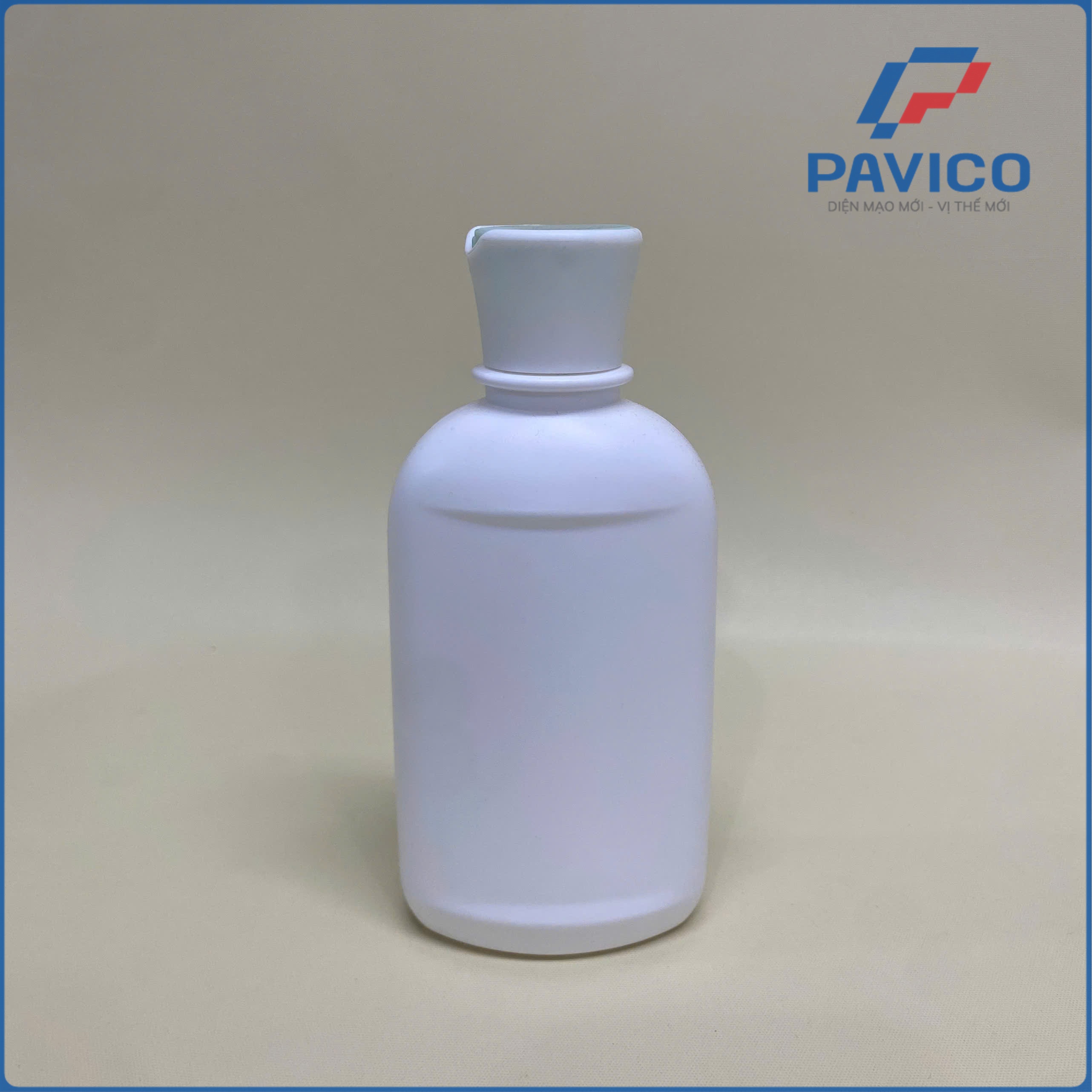 Bộ chai HDPE 300ml nắp bật trắng xanh