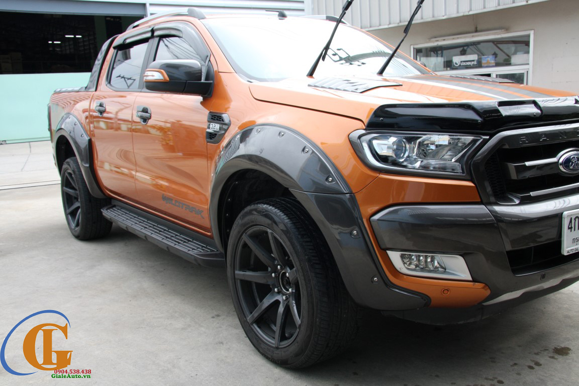 Ve che mua xe ban tai ford ranger 