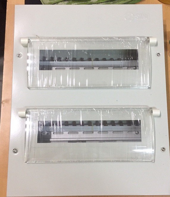 Tủ điện kim loại - SE24PL/2