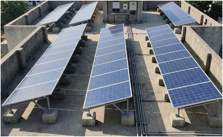 lắp đặt hệ thống solar dành cho trụ bê tông
