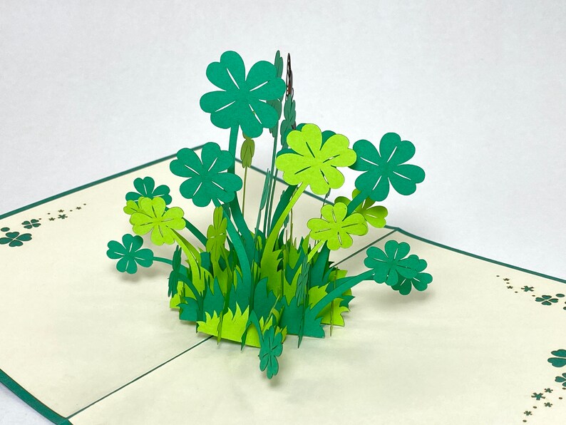 Shamrock pop up 3d card