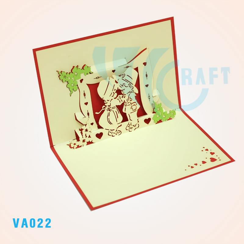 The Kiss Pop Up Card 4