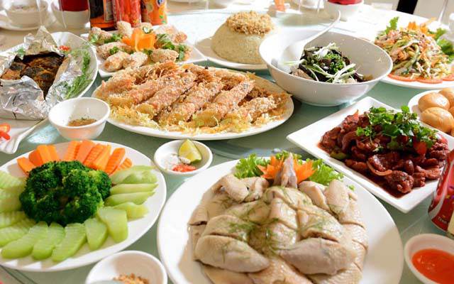 dich-vu-to-chuc-tiec-tan-gia-chuyen-nghiep