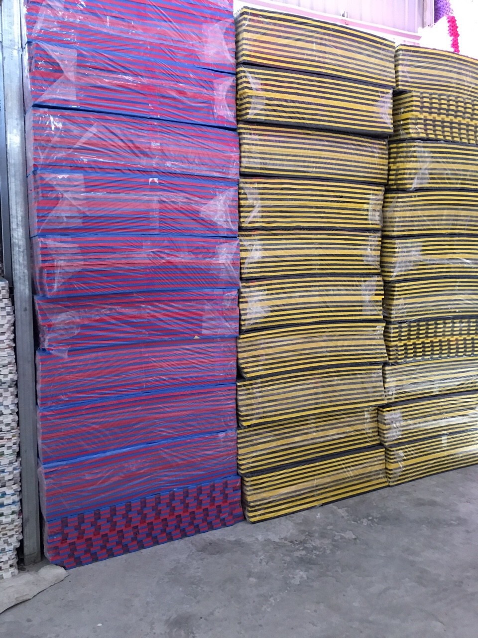 Thảm xốp TKN