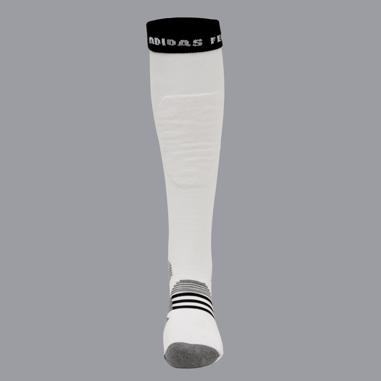 Tất cao cổ Adidas
