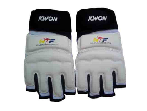 Găng tay Kwon
