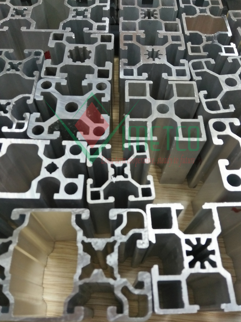 nhom-dinh-hinh-vimetco