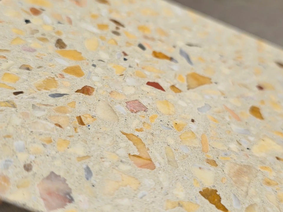 Mẫu terrazzo áp dụng công nghệ vữa Mineral Silicate do Vietbeton thực hiện