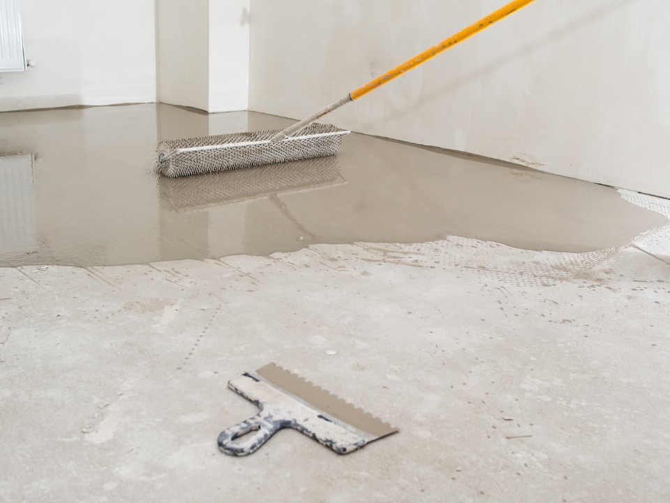 Các dụng cụ thi công microcement thường bao gồm các loại bay, lưới gia cường,... (Ảnh sưu tầm)