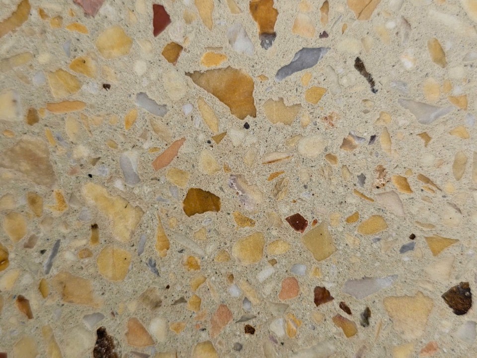 Sàn terrazzo silicate phù hợp không gian lớn (Mẫu do Vietbeton thực hiện)