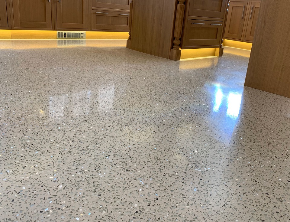 Terrazzo Polymer vẫn đáp ứng được màu sắc và mẫu đá do khách hàng lựa chọn (Ảnh sưu tầm)