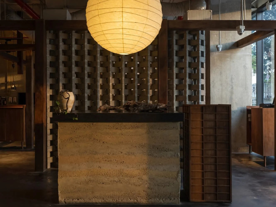 Quầy bar đất nện