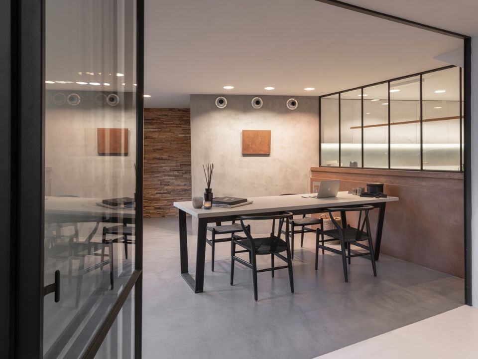 Báo giá thi công microcement cho các công trình kiến trúc