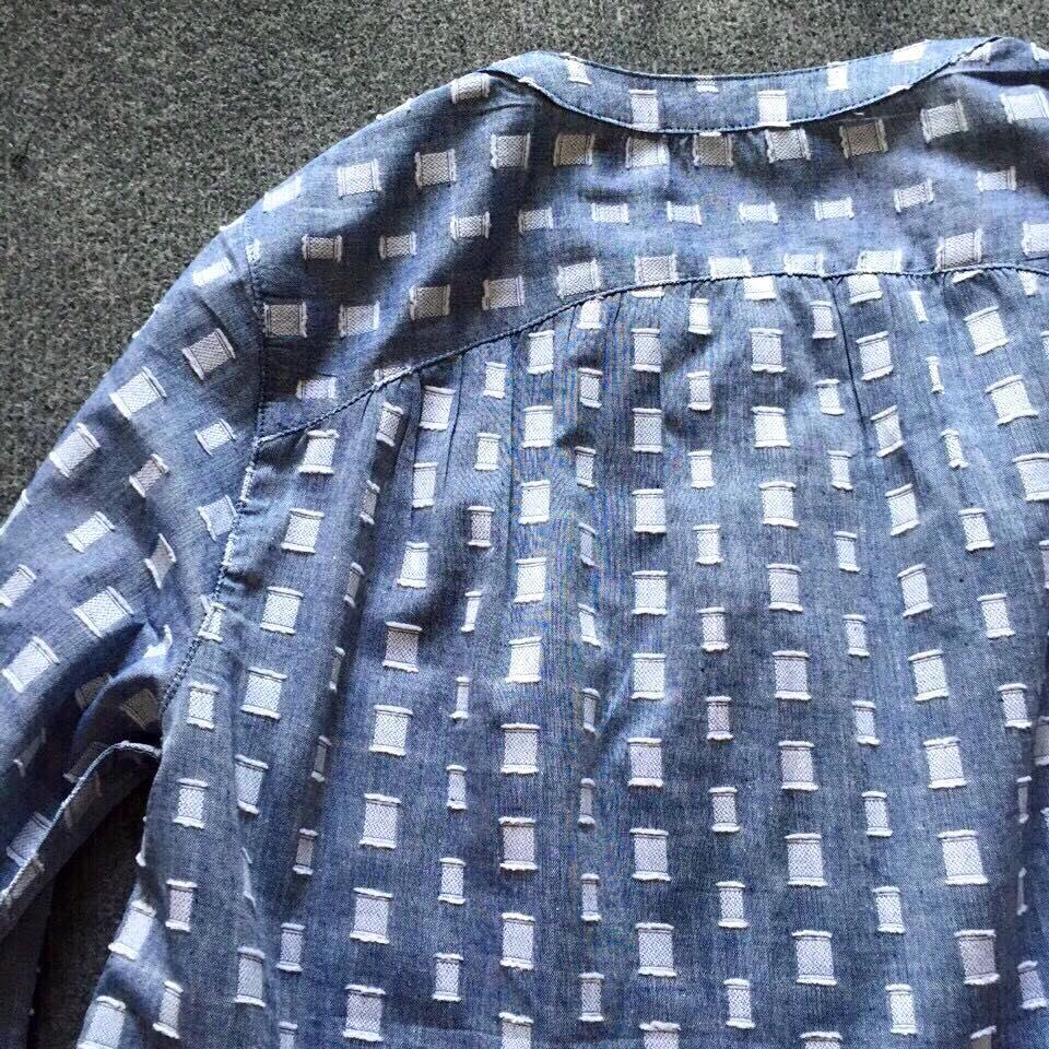 Sơmi denim sô tay dài