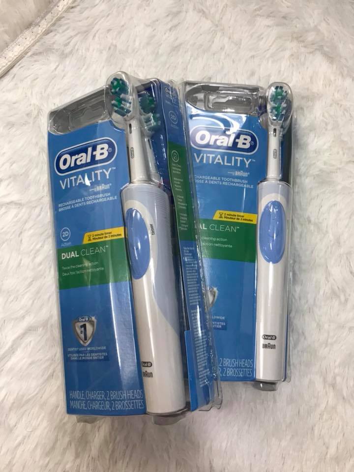 Bàn chải điện ORAL B