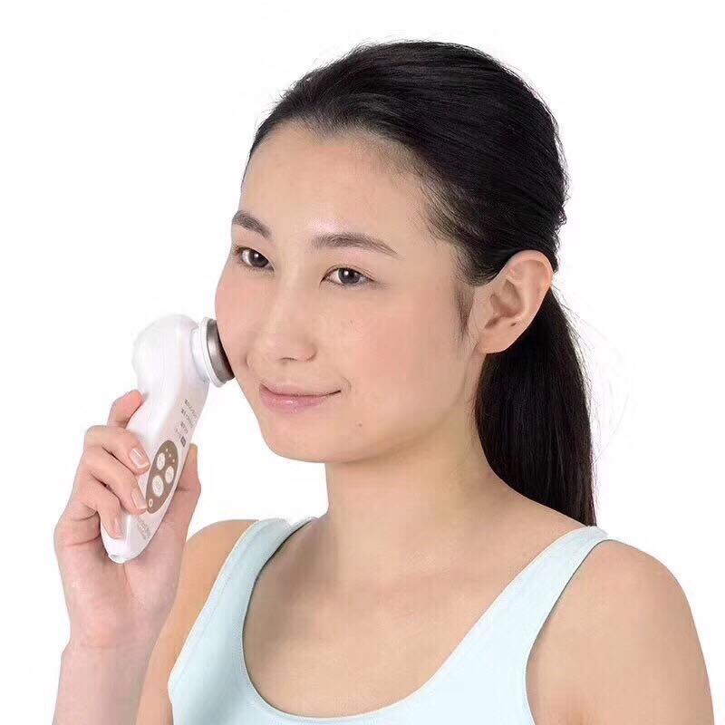 Máy massage hàng của Nhật