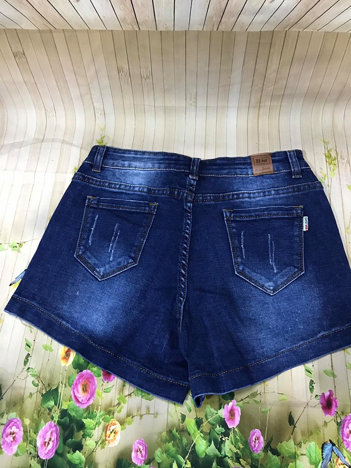 Short thêu