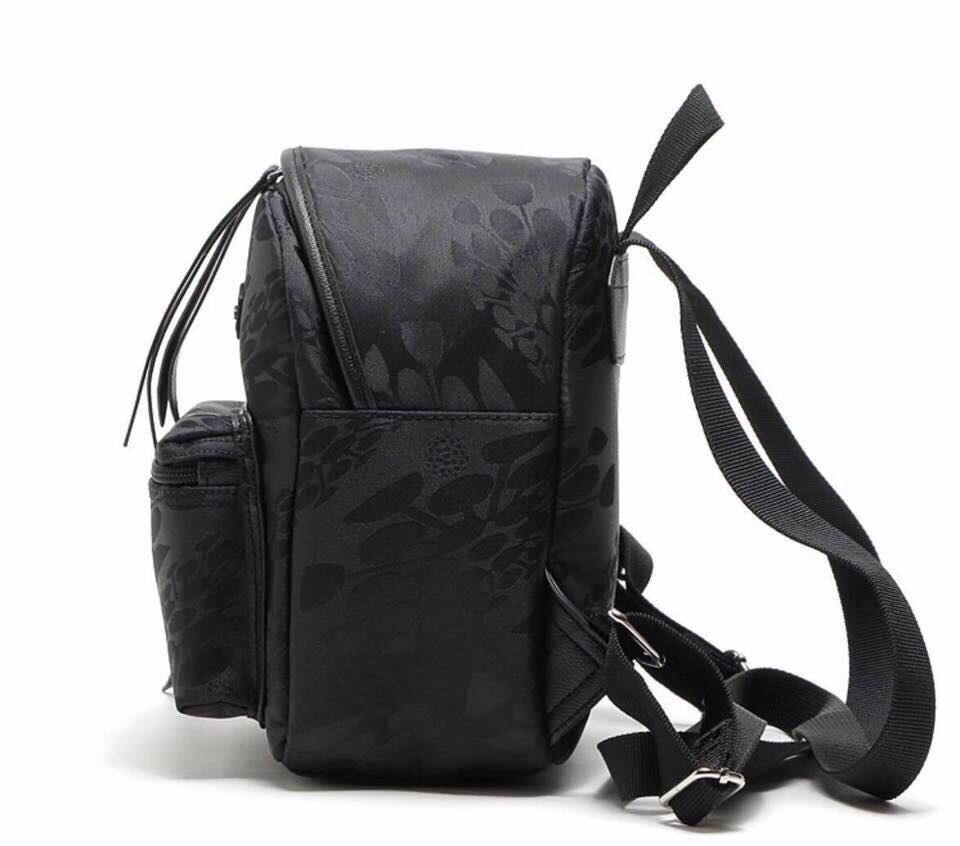 Balô nhỏ xuất Mỹ