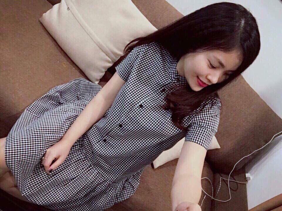 Đầm cổ trụ caro hạ eo Zara