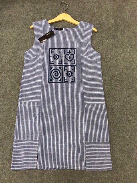 Đầm sát nách coton có thêu